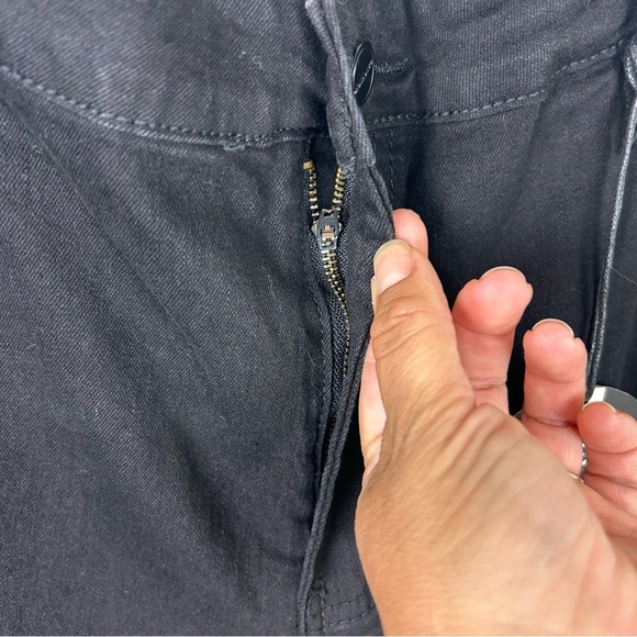 NWT Dollhouse high-rise skinny black distressed jeans size: 22W - Picture 5 of 14